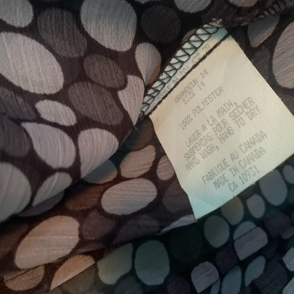 Women’s Top - Button-Down Shirt - Picture 6 of 9